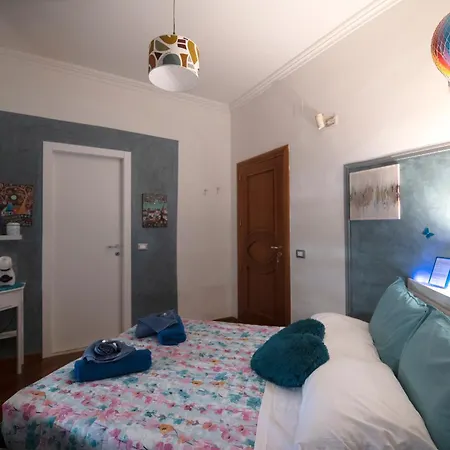 Interno 6 Homestay szállás Róma