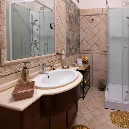 منزل للإقامة Interno 6 *